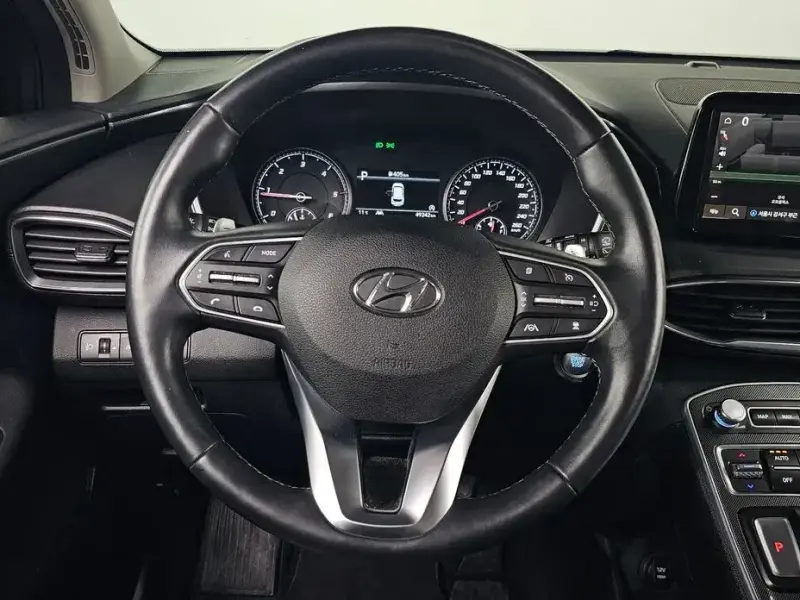 2022 Hyundai Santa Fe с пробегом 49 242 км