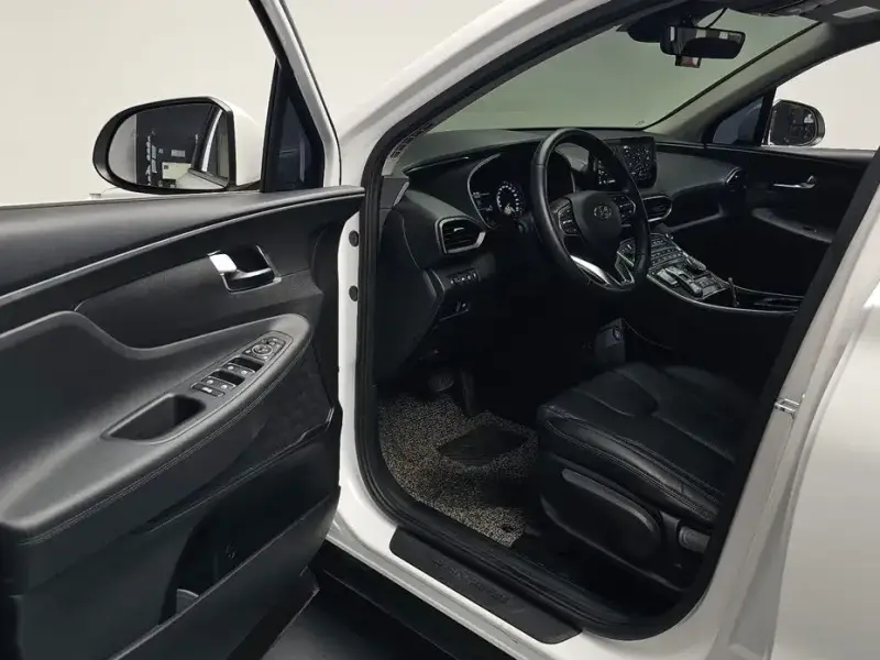 2022 Hyundai Santa Fe с пробегом 45 776 км