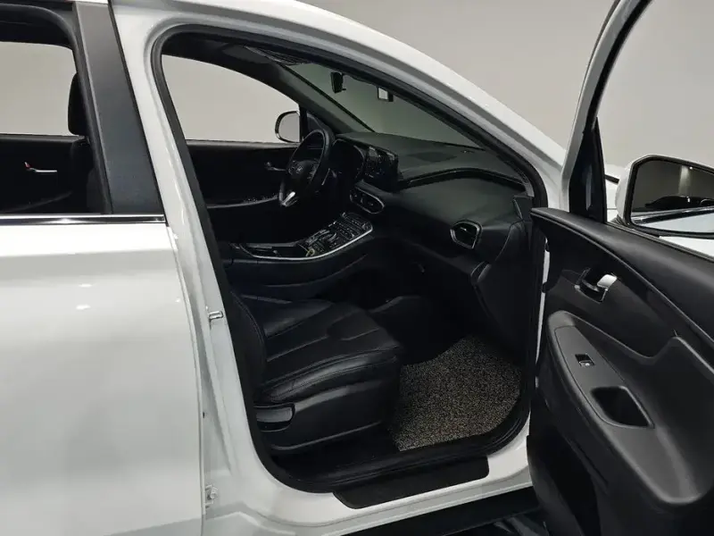 2022 Hyundai Santa Fe с пробегом 45 776 км