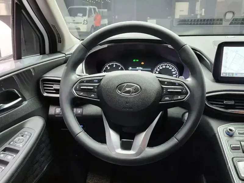 2022 Hyundai Santa Fe с пробегом 44 115 км