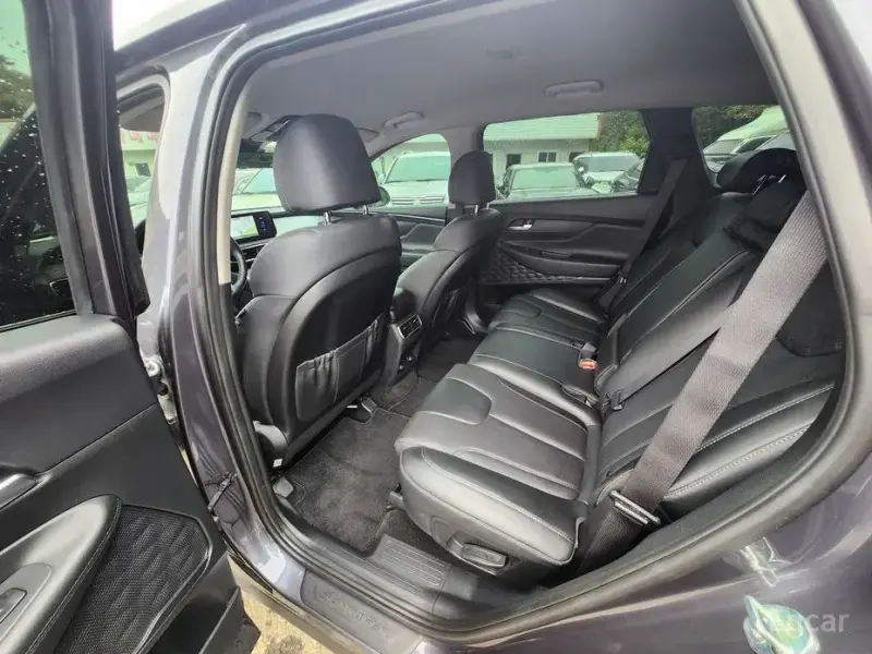 2021 Hyundai Santa Fe с пробегом 48 900 км