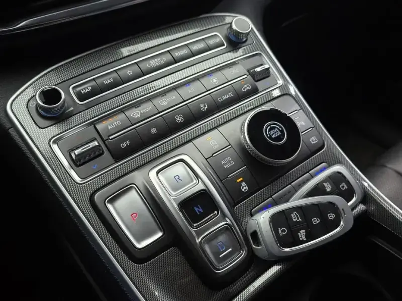 2022 Hyundai Santa Fe с пробегом 55 984 км