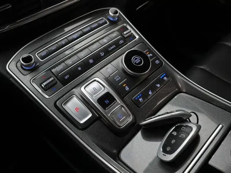 2021 Hyundai Santa Fe с пробегом 64 214 км