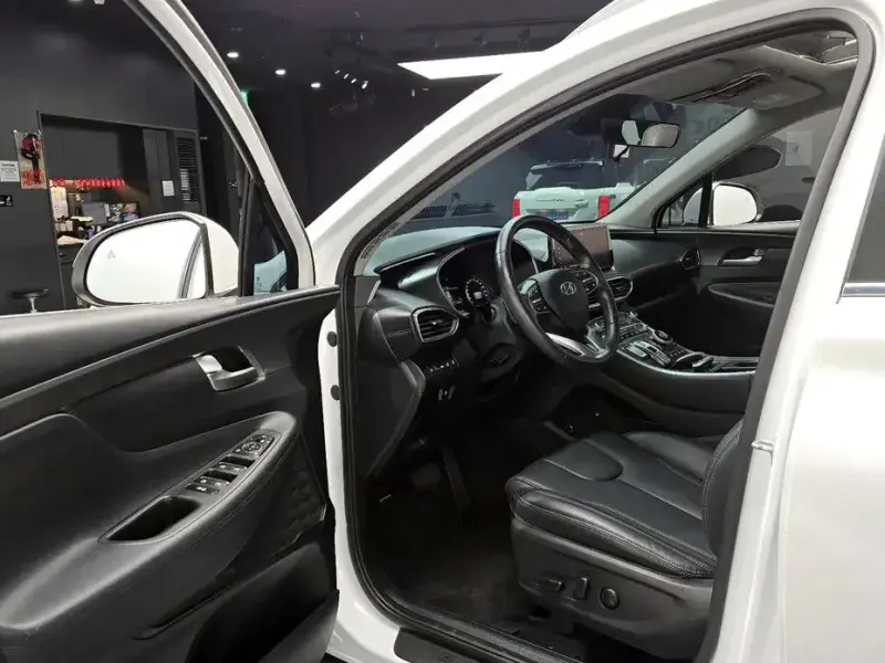 2021 Hyundai Santa Fe с пробегом 64 214 км