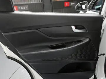 2021 Hyundai Santa Fe с пробегом 64 214 км