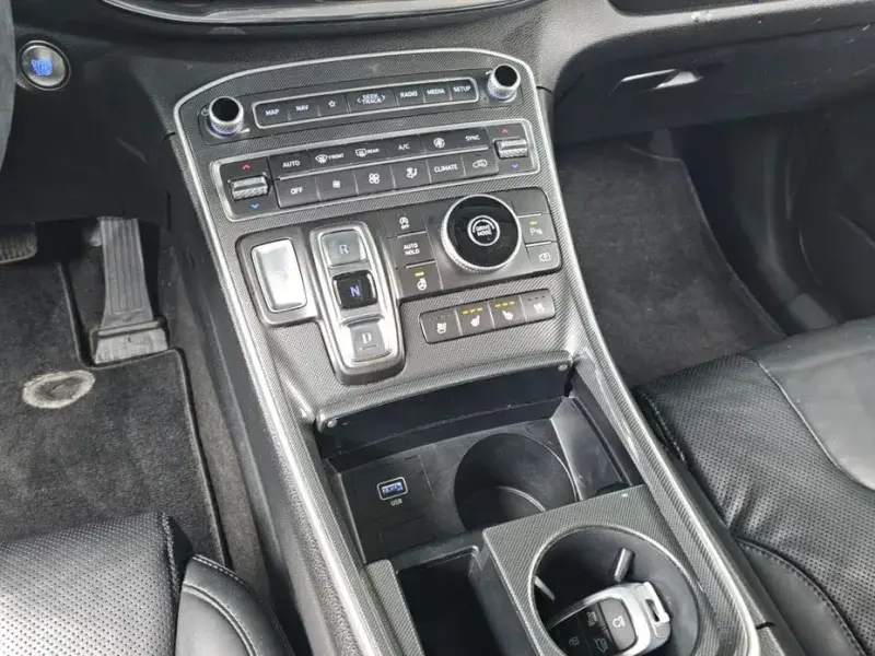 2020 Hyundai Santa Fe с пробегом 127 492 км