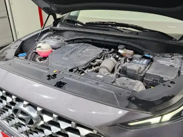 2021 Hyundai Santa Fe с пробегом 137 514 км