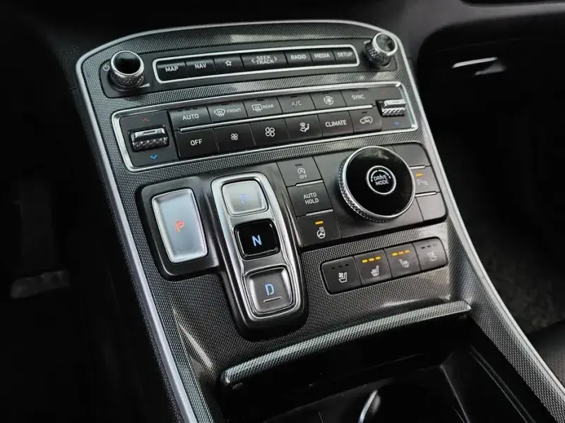 2022 Hyundai Santa Fe с пробегом 110 830 км