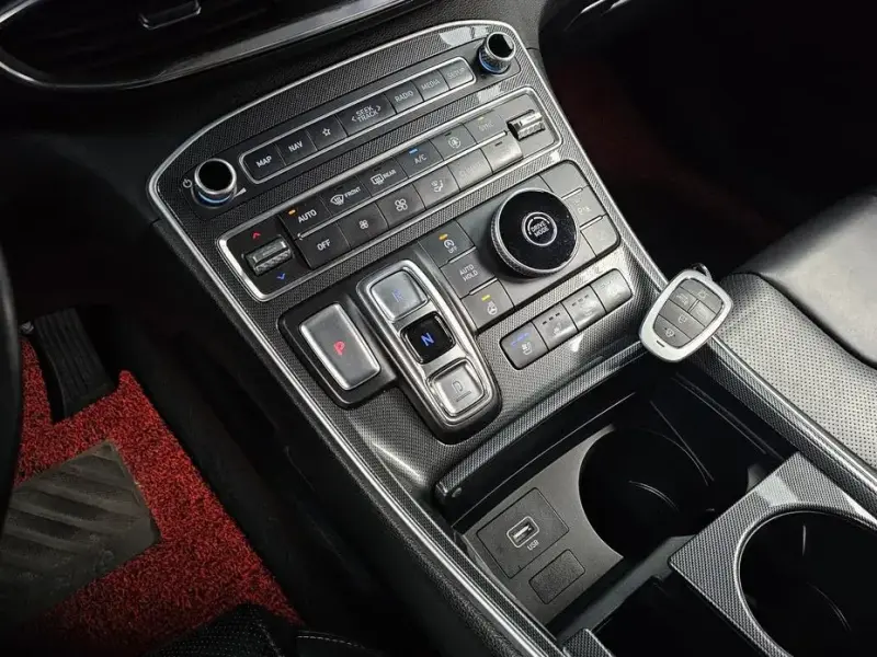 2020 Hyundai Santa Fe с пробегом 83 520 км