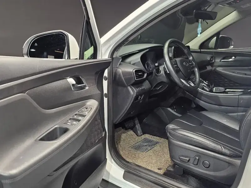 2021 Hyundai Santa Fe с пробегом 83 301 км