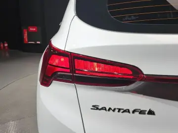 2021 Hyundai Santa Fe с пробегом 83 301 км