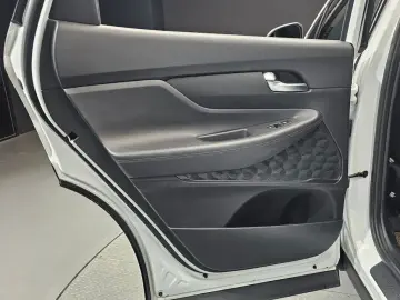 2021 Hyundai Santa Fe с пробегом 83 301 км
