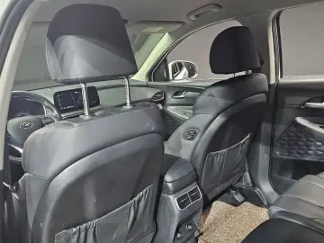 2021 Hyundai Santa Fe с пробегом 83 301 км