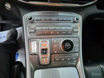 2021 Hyundai Santa Fe с пробегом 64 122 км