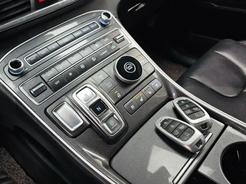2021 Hyundai Santa Fe с пробегом 76 290 км