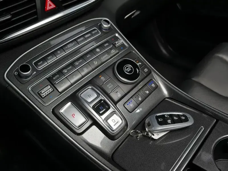 2020 Hyundai Santa Fe с пробегом 79 804 км