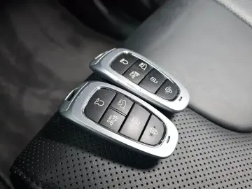 2022 Hyundai Santa Fe с пробегом 93 850 км