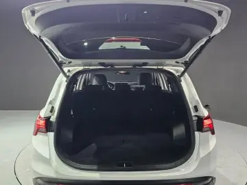2022 Hyundai Santa Fe с пробегом 93 850 км