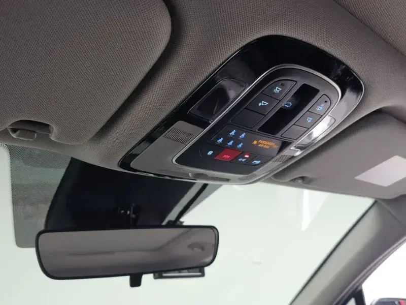 2023 Hyundai Santa Fe с пробегом 27 519 км