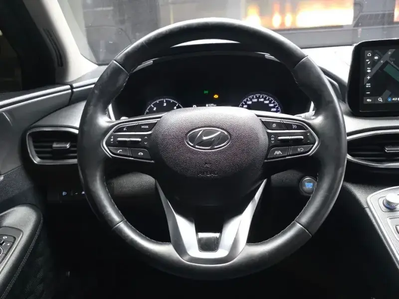 2021 Hyundai Santa Fe с пробегом 90 610 км