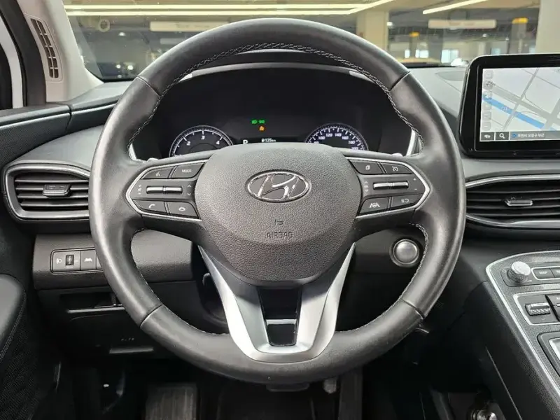 2022 Hyundai Santa Fe с пробегом 77 543 км