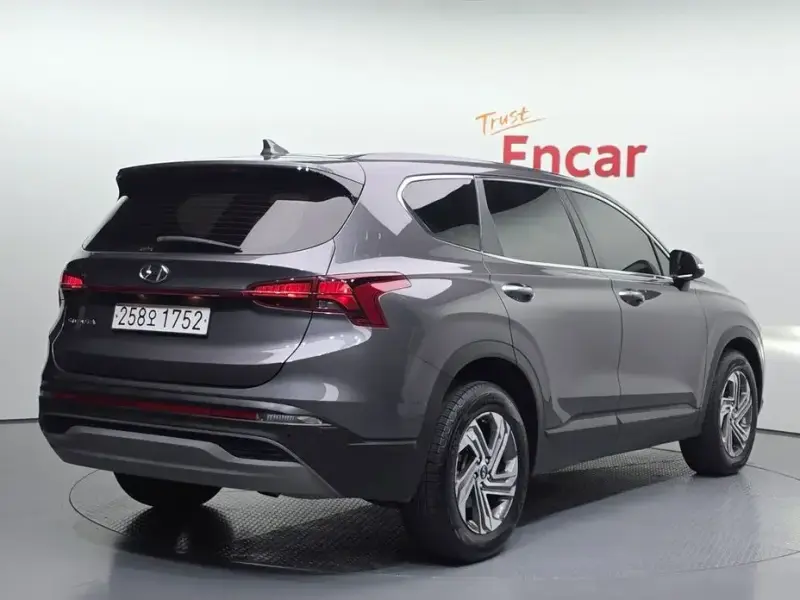 2021 Hyundai Santa Fe с пробегом 107 525 км