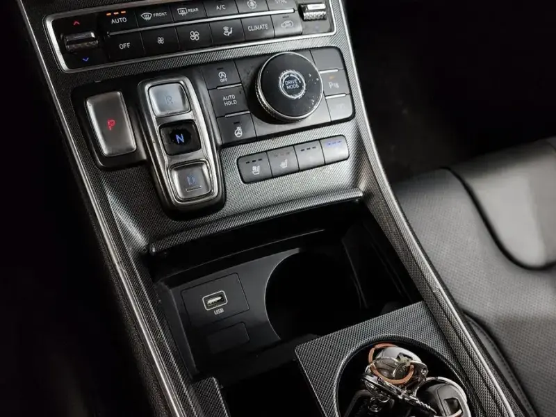 2022 Hyundai Santa Fe с пробегом 67 034 км