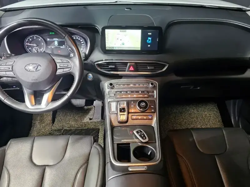 2022 Hyundai Santa Fe с пробегом 45 349 км