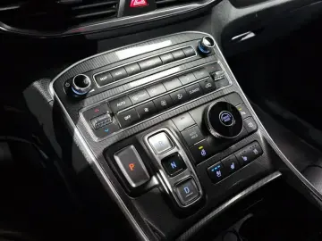 2022 Hyundai Santa Fe с пробегом 70 166 км