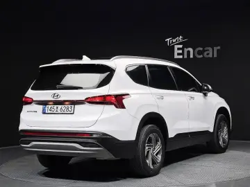 2023 Hyundai Santa Fe с пробегом 77 765 км