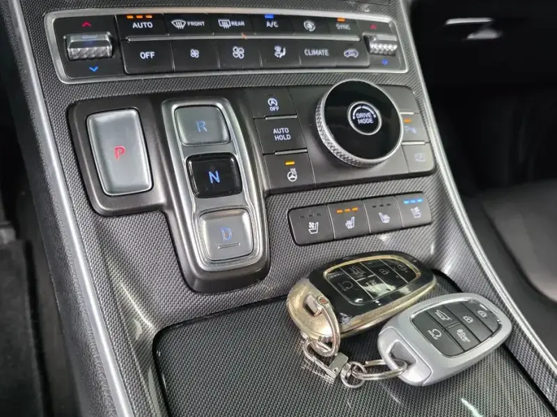 2021 Hyundai Santa Fe с пробегом 73 929 км