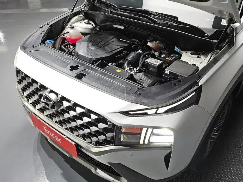 2023 Hyundai Santa Fe с пробегом 77 765 км