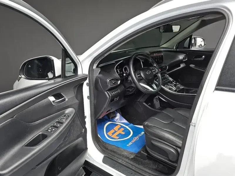 2023 Hyundai Santa Fe с пробегом 77 765 км