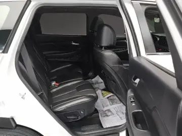 2023 Hyundai Santa Fe с пробегом 77 765 км