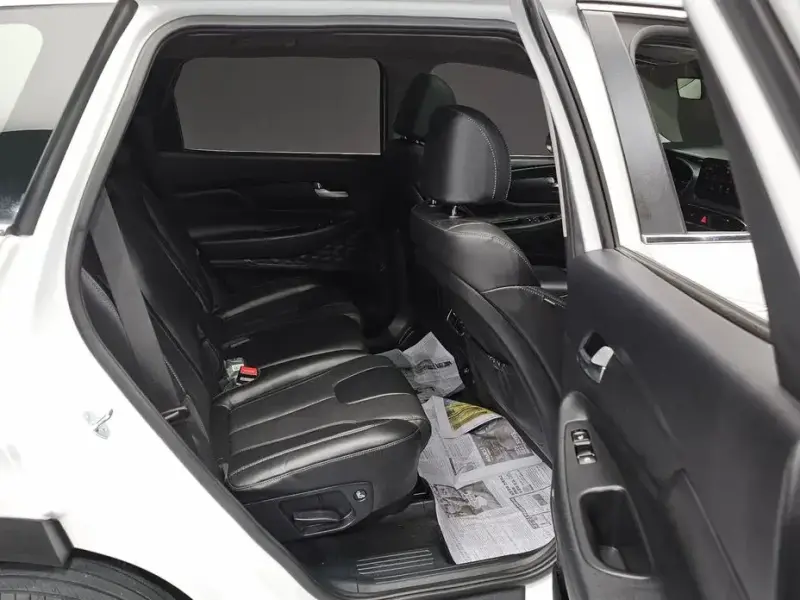 2023 Hyundai Santa Fe с пробегом 77 765 км
