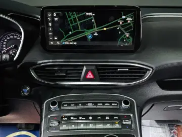 2023 Hyundai Santa Fe с пробегом 77 765 км