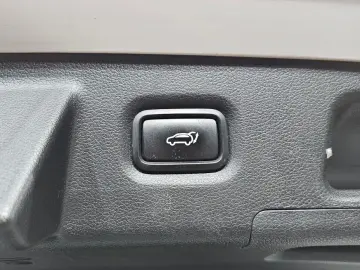 2023 Hyundai Santa Fe с пробегом 77 765 км