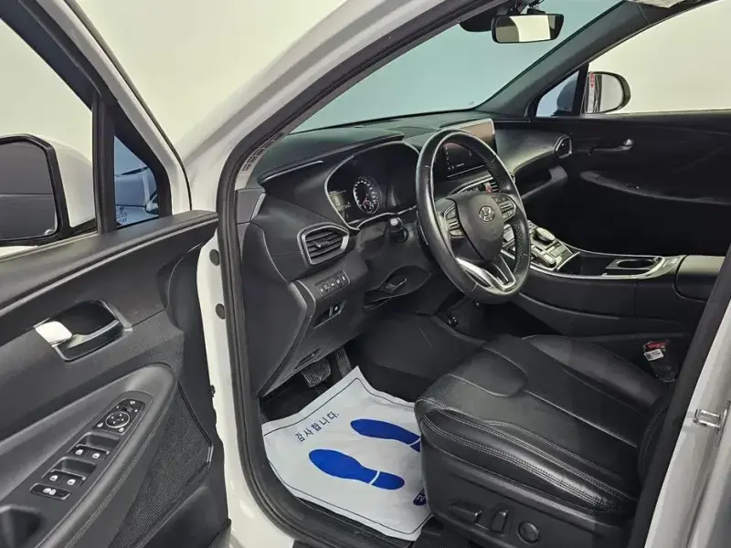 2021 Hyundai Santa Fe с пробегом 30 395 км