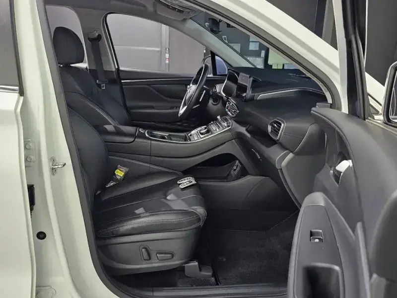 2021 Hyundai Santa Fe с пробегом 30 395 км