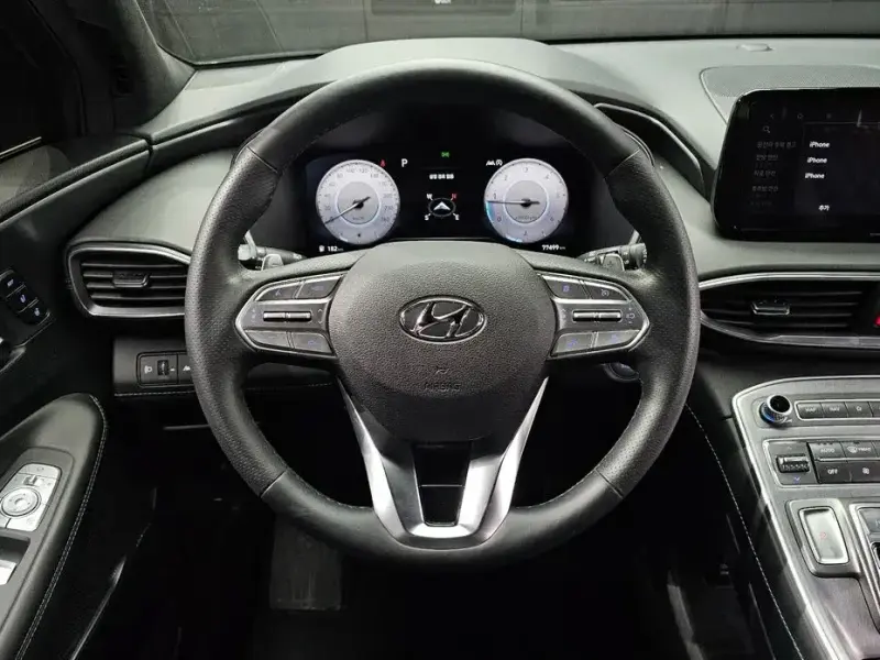 2021 Hyundai Santa Fe с пробегом 77 499 км