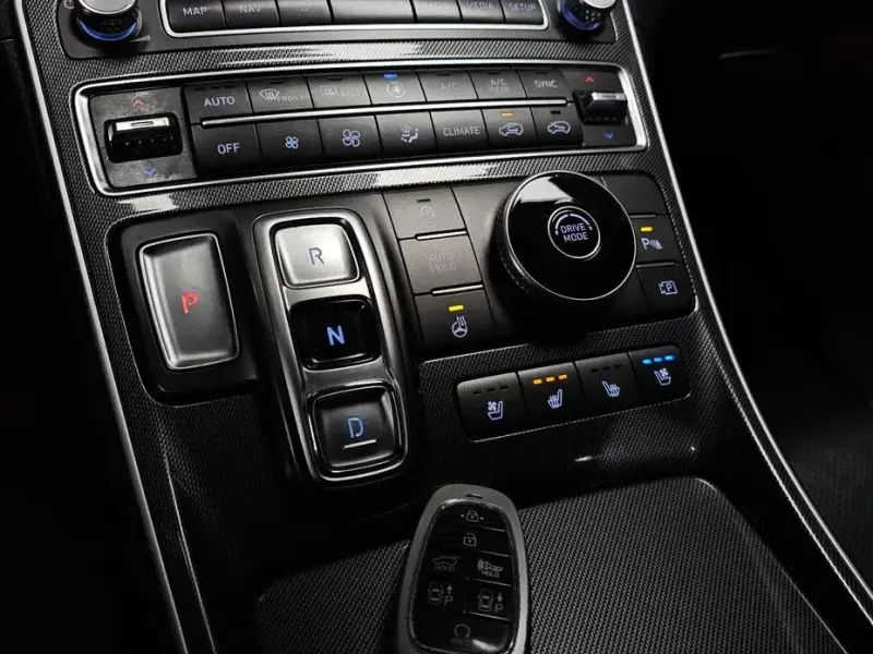 2020 Hyundai Santa Fe с пробегом 61 608 км