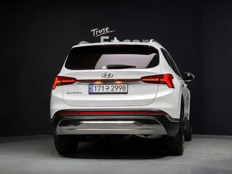 2021 Hyundai Santa Fe с пробегом 62 663 км