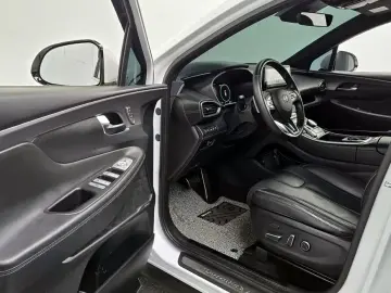 2020 Hyundai Santa Fe с пробегом 56 793 км