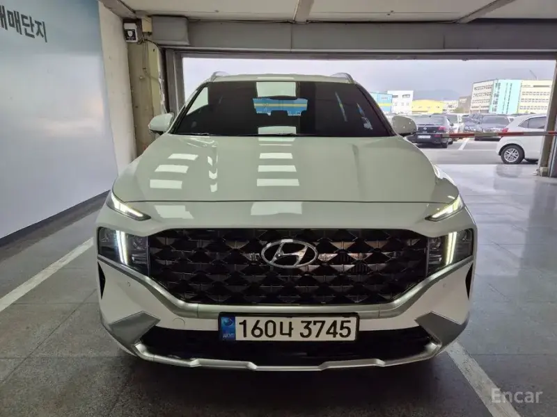 2021 Hyundai Santa Fe с пробегом 57 520 км