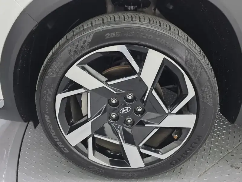 2021 Hyundai Santa Fe с пробегом 83 456 км