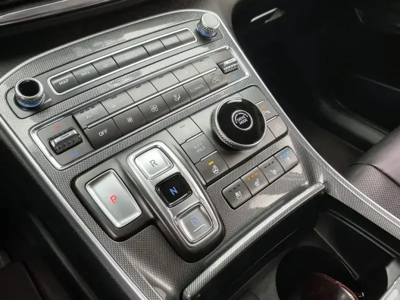 2021 Hyundai Santa Fe с пробегом 97 454 км