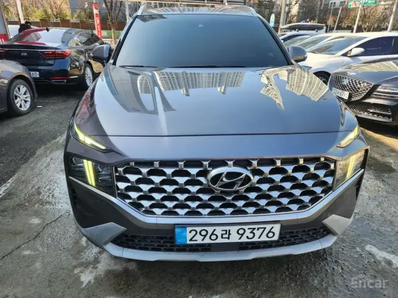 2023 Hyundai Santa Fe с пробегом 82 826 км