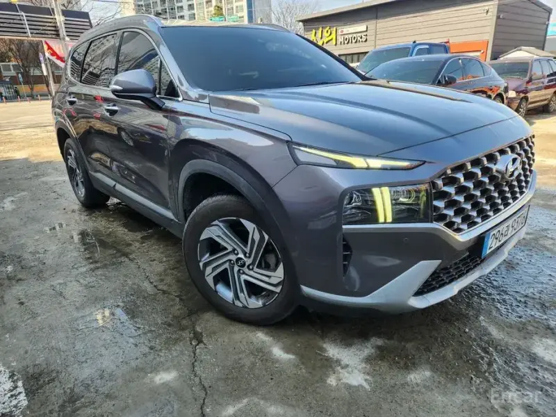 2023 Hyundai Santa Fe с пробегом 82 826 км