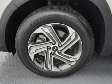 2023 Hyundai Santa Fe с пробегом 37 009 км