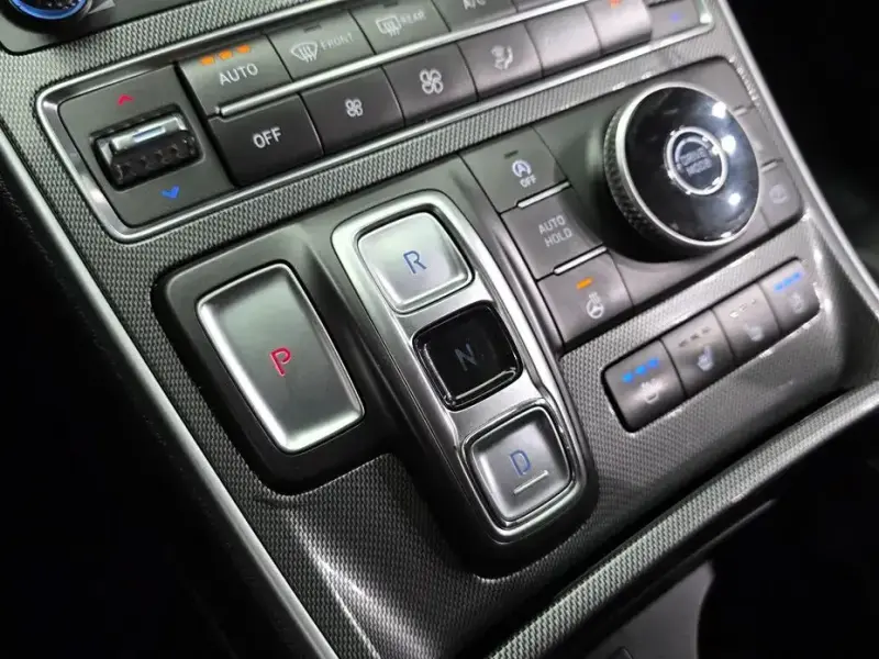 2023 Hyundai Santa Fe с пробегом 37 009 км